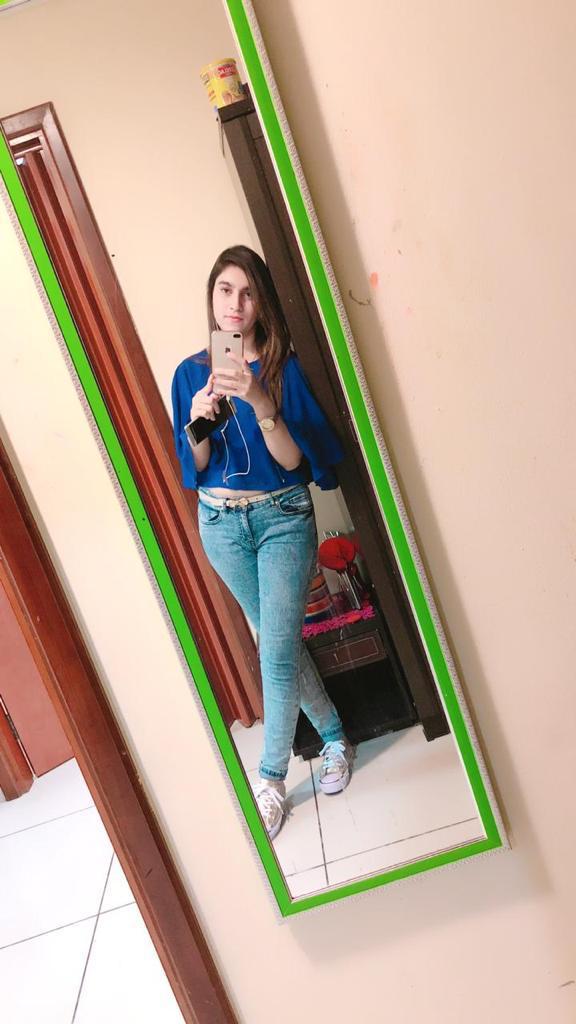 Busty call girl in Multan
